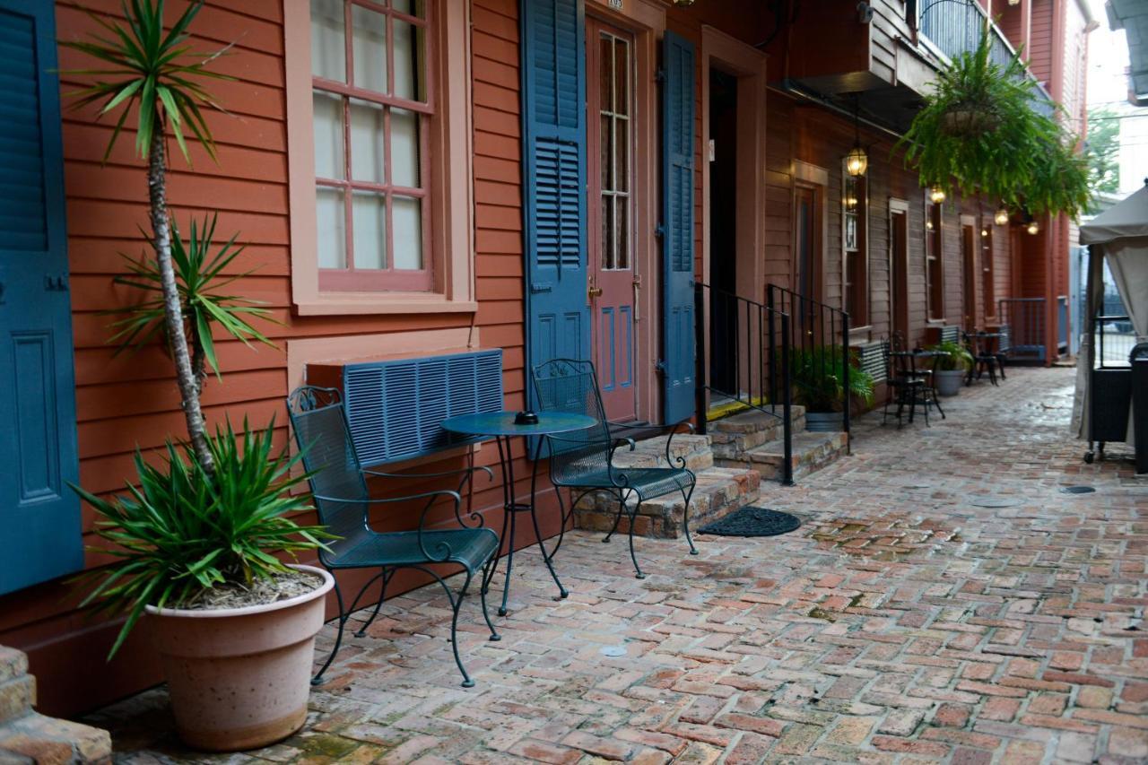 Frenchmen Hotel New Orleans Exterior photo