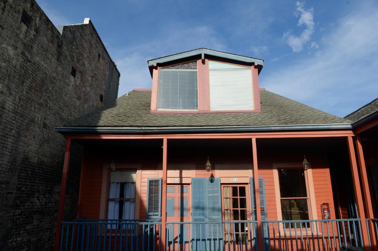 Frenchmen Hotel New Orleans Exterior photo